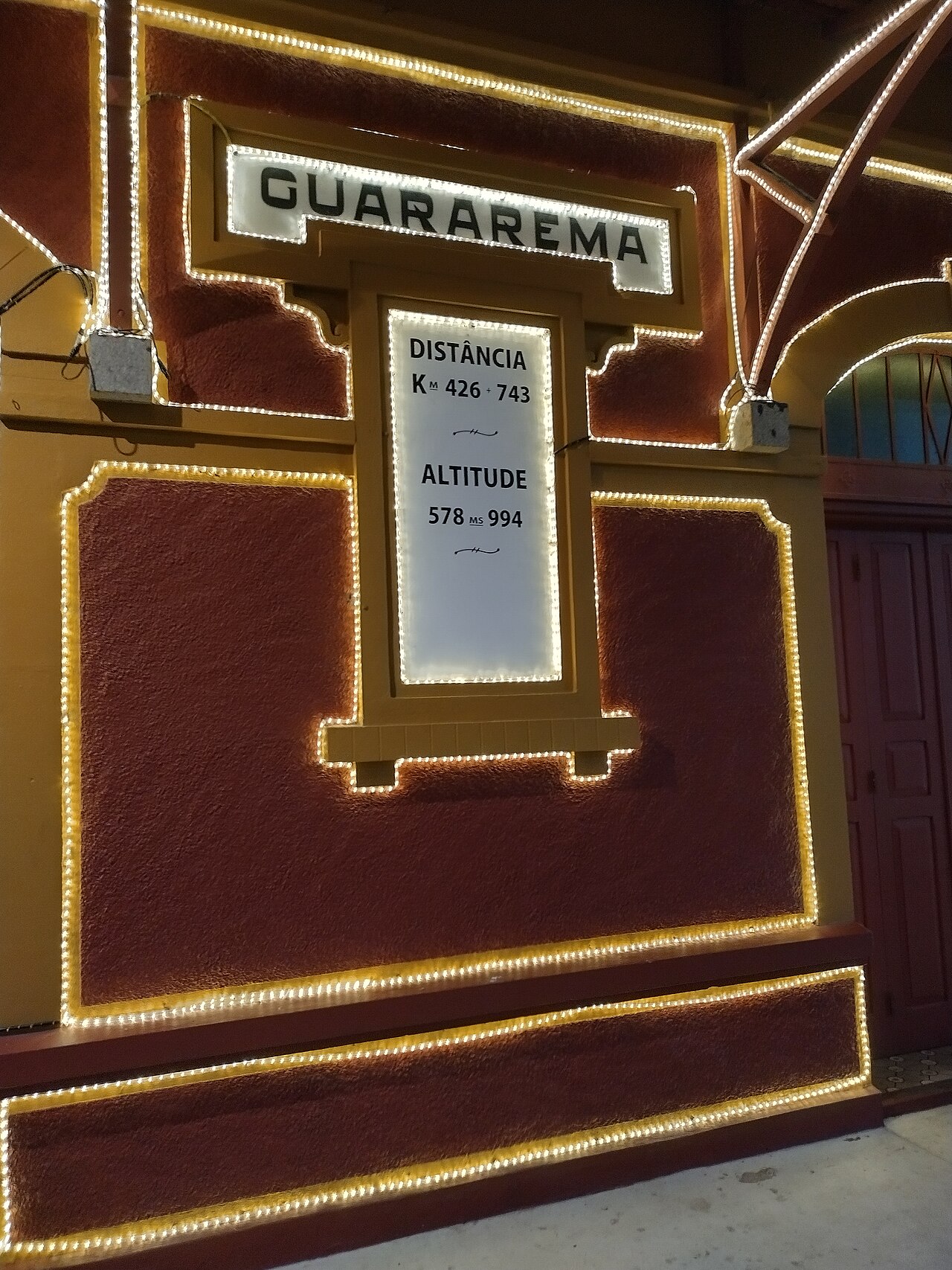 Estação Ferroviária com programação cultural
